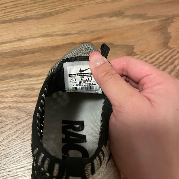 Nike Flyknit Racer - Picture 4 of 6